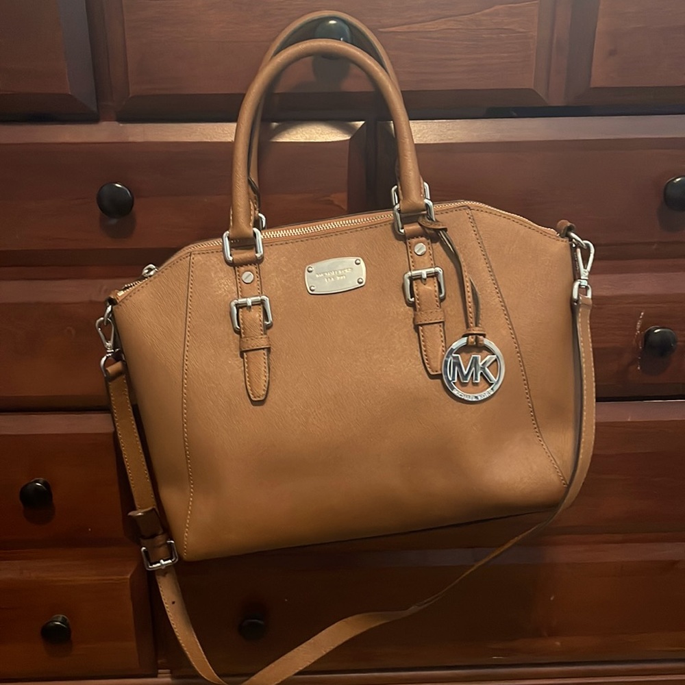 Michael Kors Tan handbag/crossbody